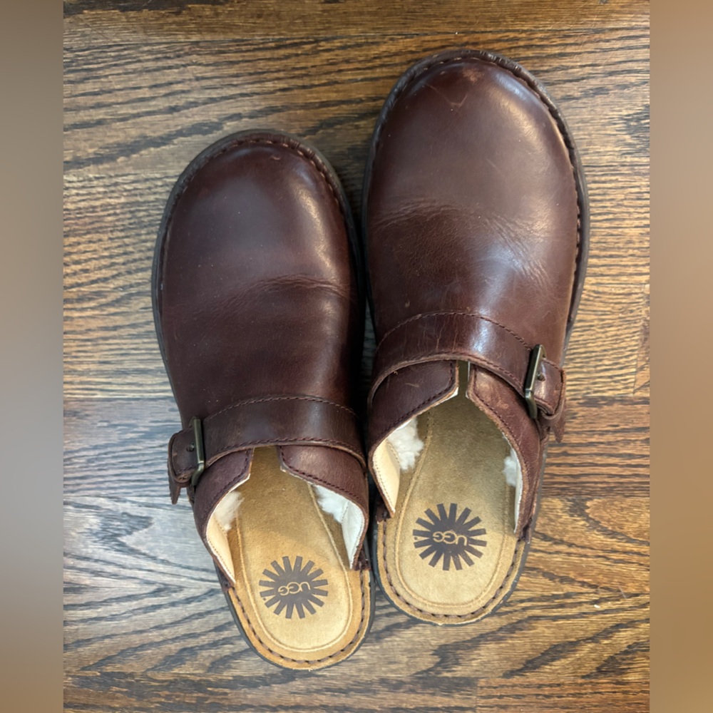 UGG Chestnut Leather Footwear